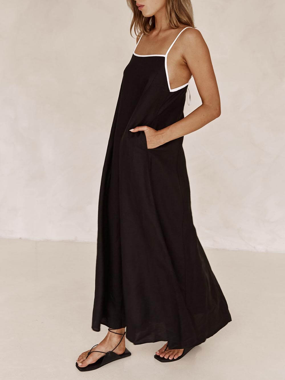 Leticia | Stylish Vacation Dress