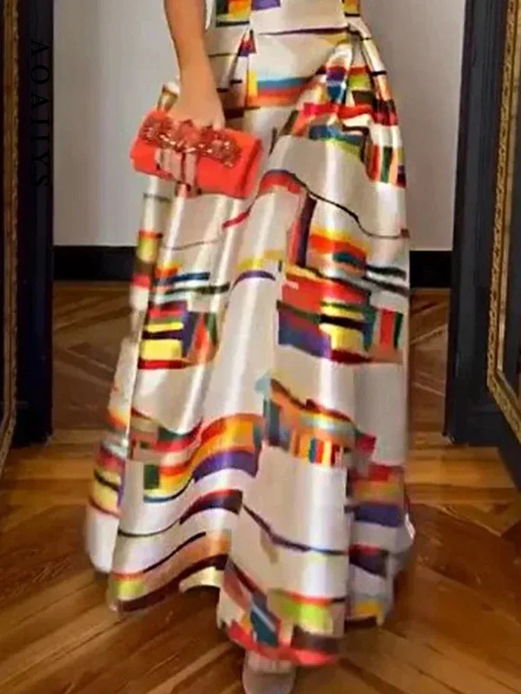 Isabeau | Geometric Print Maxi Dress