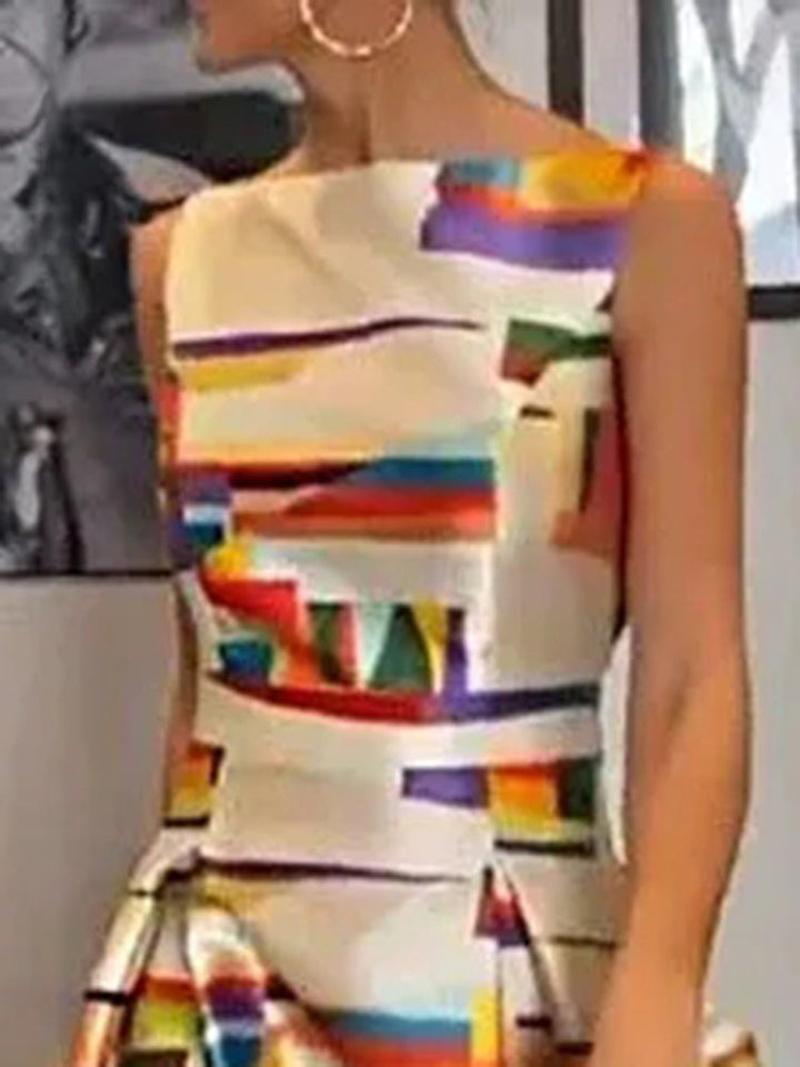 Isabeau | Geometric Print Maxi Dress