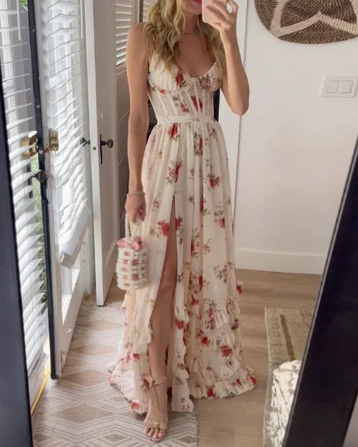 FLORÉA | Long floral dress with a flattering neckline