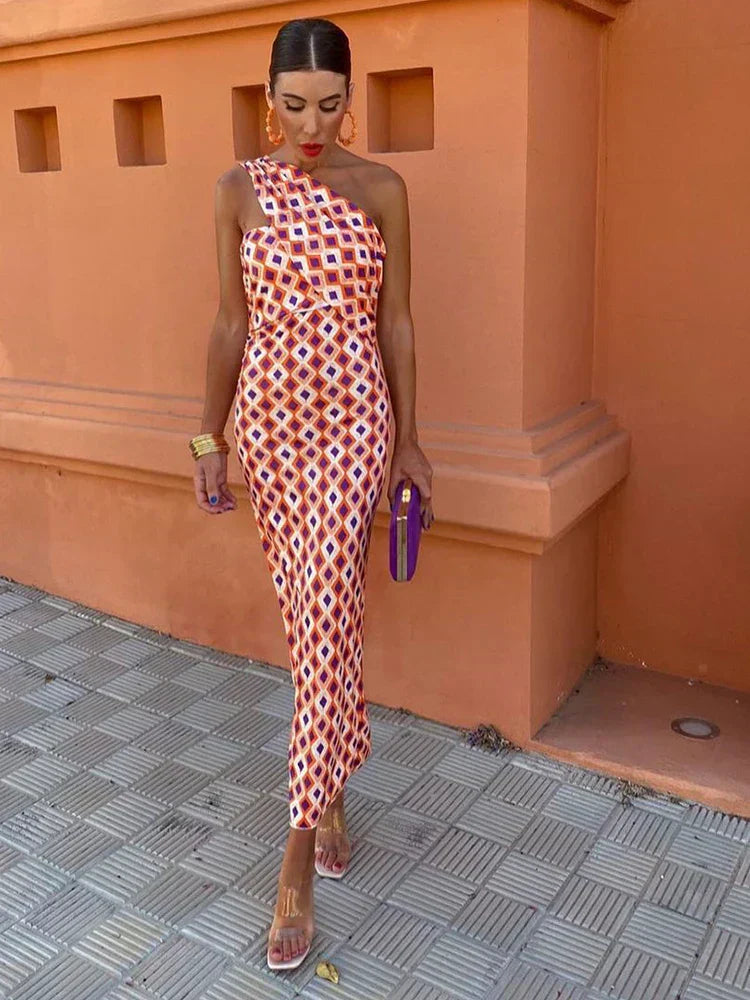 Julie - Elegant Midi Dress