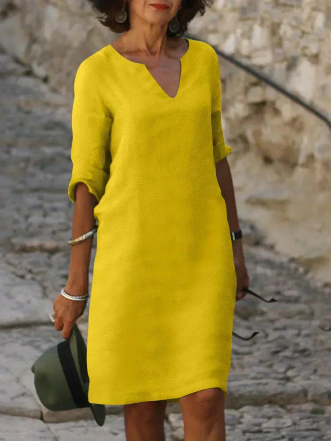 Beatrice | Elegant dress with V-neck